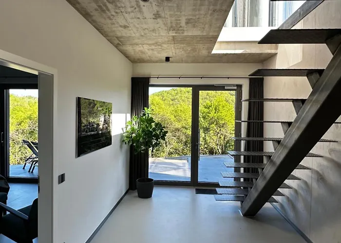 Racers Grand Prix - Mit Hebebuehne Und Doppelgarage