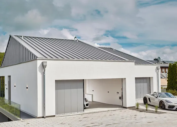 Racers Grand Prix - Mit Hebebuehne Und Doppelgarage בית נופש Bermel