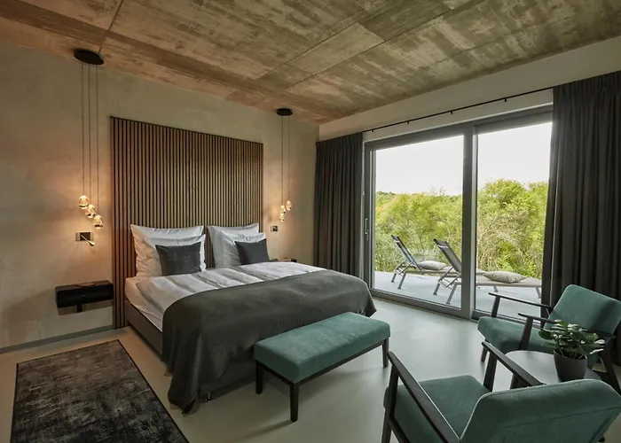 Racers Grand Prix - Mit Hebebuehne Und Doppelgarage * Bermel